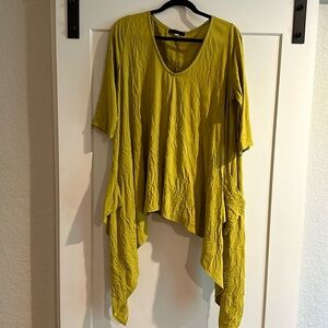 Citrine colored high low top